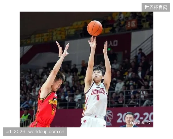 浙江队不仅防守出色，其稳定的罚球和强大的心理素质让其在焦灼比赛中占据优势。
